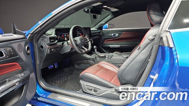 Ford Mustang (VII) 2.3 EcoBoost Premium Coupe 2024 — фото 10