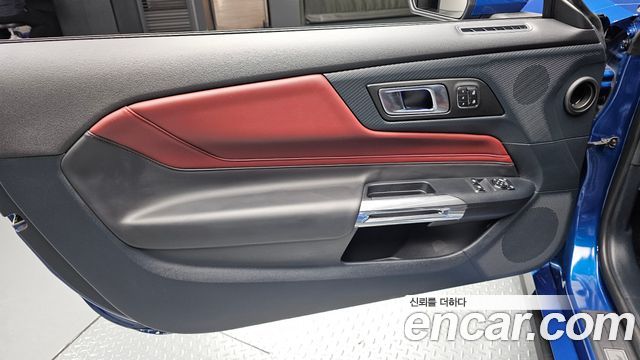 Ford Mustang (VII) 2.3 EcoBoost Premium Coupe 2024 — фото 24