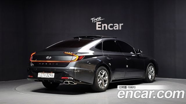 Hyundai Sonata (DN8) 1.6 Turbo Premium Family 2021 — фото 2