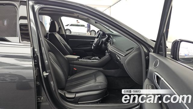 Hyundai Sonata (DN8) 1.6 Turbo Premium Family 2021 — фото 11