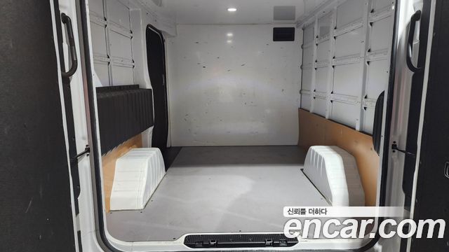 Hyundai ST1 Cargo Smart 2025 — фото 20