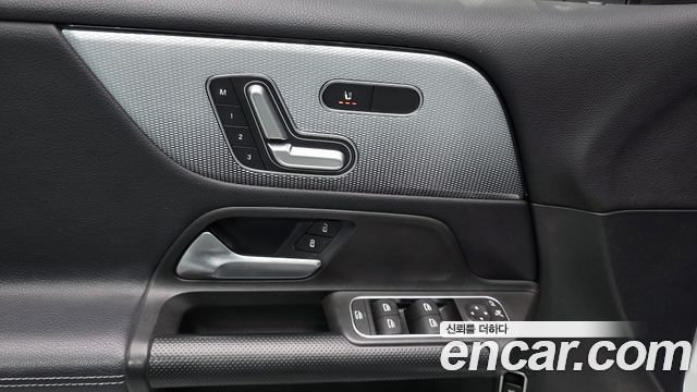 Mercedes-Benz GLB-Class (X247) GLB200 d 2021 — фото 17