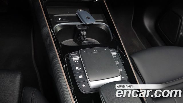 Mercedes-Benz GLB-Class (X247) GLB200 d 2021 — фото 18