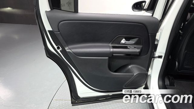 Mercedes-Benz GLB-Class (X247) GLB200 d 2021 — фото 25