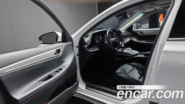 Hyundai Grandeur (IG) 3.0 LPi Rent Car Modern 2023 — фото 10