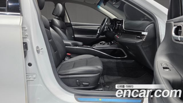 Hyundai Grandeur (IG) 3.0 LPi Rent Car Modern 2023 — фото 15