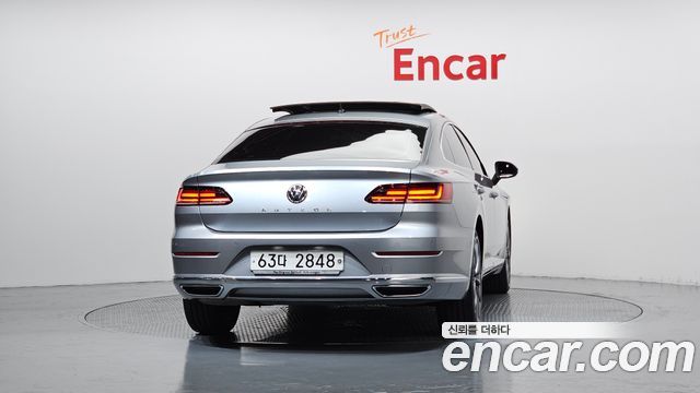 Volkswagen Arteon 2.0 TDI Premium 2018 — фото 4