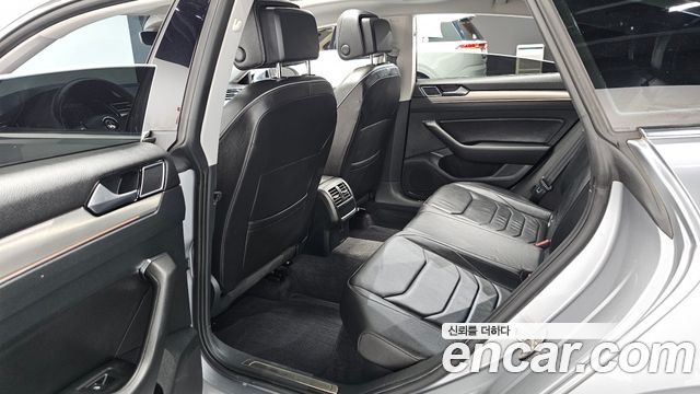Volkswagen Arteon 2.0 TDI Premium 2018 — фото 11