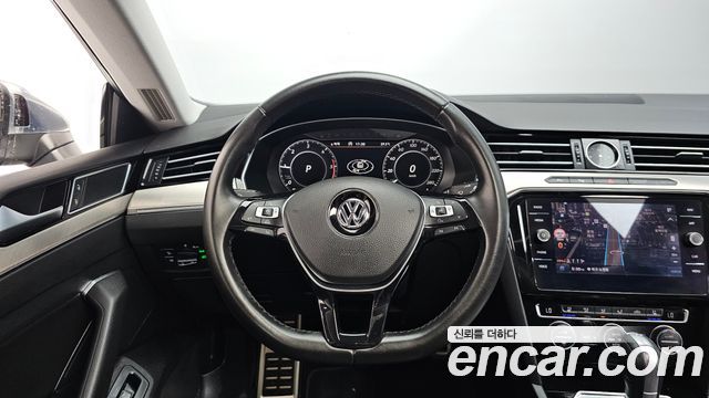 Volkswagen Arteon 2.0 TDI Premium 2018 — фото 12