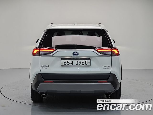 Toyota RAV4 (V) 2,5 4WD Hybrid LTD 2019 — фото 3