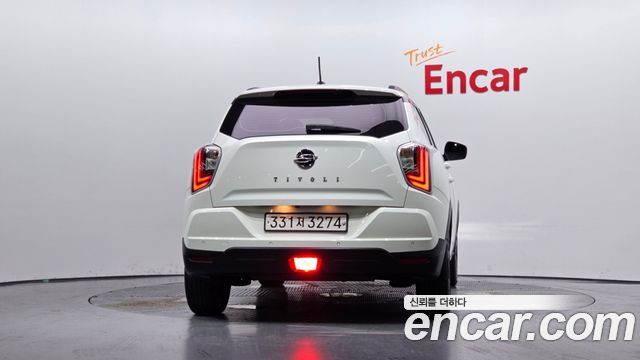 KG Mobility (SsangYong) Very New Tivoli Gasoline 1.5 2WD V3 2022 — фото 4