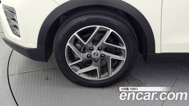 KG Mobility (SsangYong) Very New Tivoli Gasoline 1.5 2WD V3 2022 — фото 5