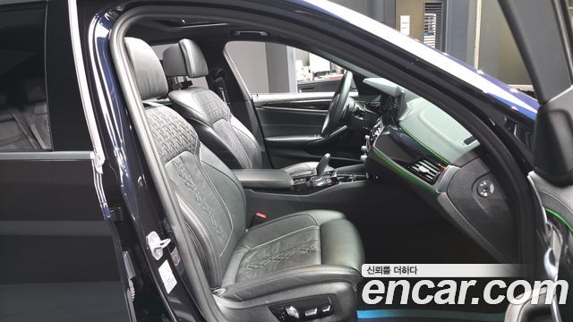 BMW 5 Series (G30) 530i M Sport Package Plus 2019 — фото 11