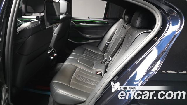 BMW 5 Series (G30) 530i M Sport Package Plus 2019 — фото 26