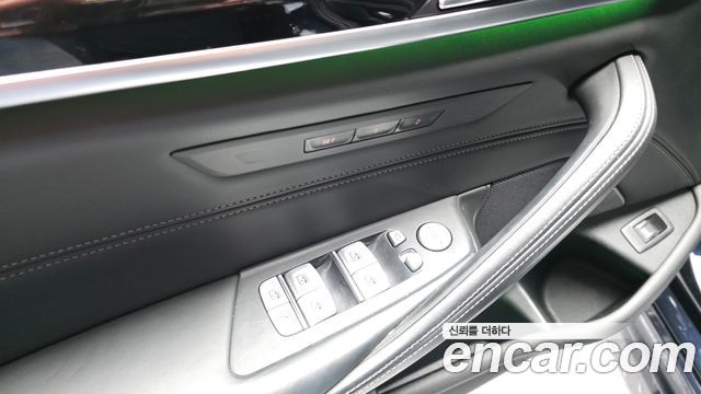 BMW 5 Series (G30) 530i M Sport Package Plus 2019 — фото 27