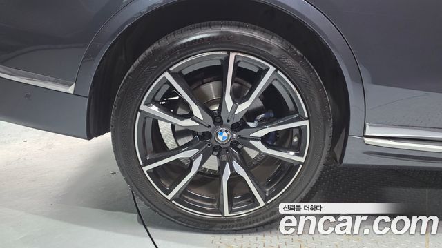 BMW X7 (G07) xDrive 40i M Sport 6STR 2021 — фото 5