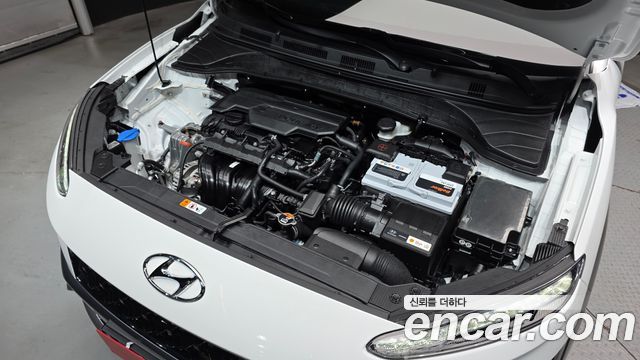 Hyundai Kona Gasoline 2.0 2WD Inspiration 2022 — фото 6