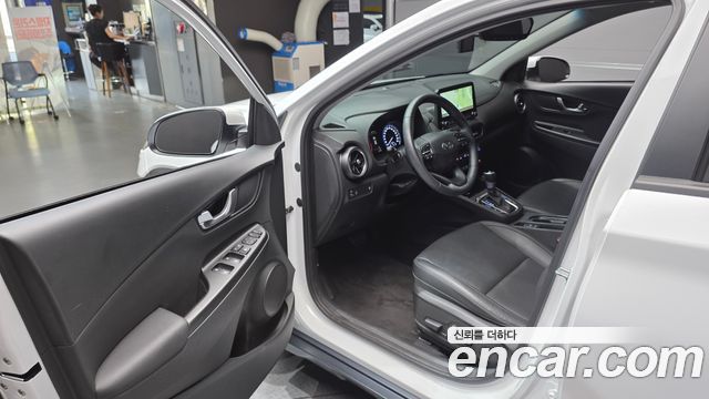 Hyundai Kona Gasoline 2.0 2WD Inspiration 2022 — фото 10