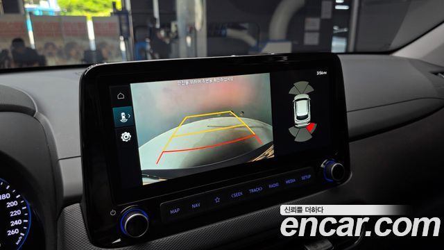 Hyundai Kona Gasoline 2.0 2WD Inspiration 2022 — фото 14