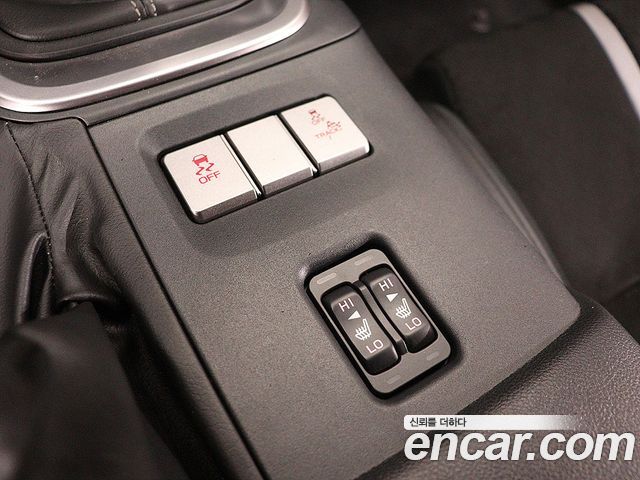 Toyota GR86 2.4 Premium 2024 — фото 16