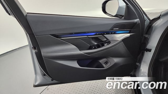 BMW 5 Series (G60) 520i M Sport 2025 — фото 24