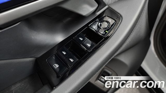 BMW 5 Series (G60) 520i M Sport 2025 — фото 35