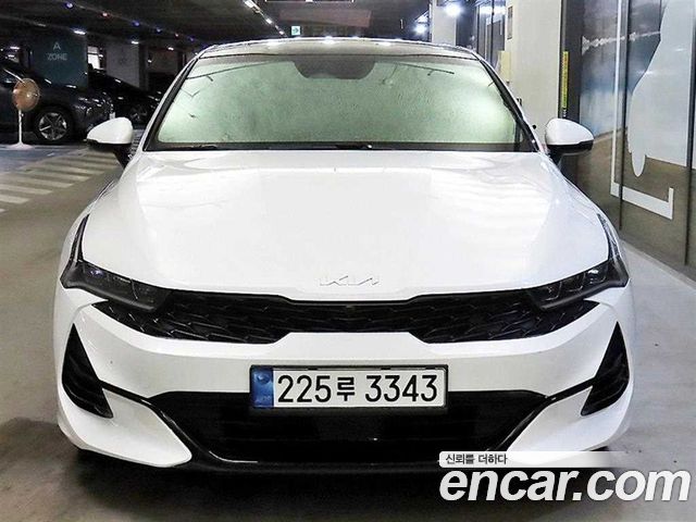 Kia K5 (III) 2.0 Noblesse 2023 — фото 2