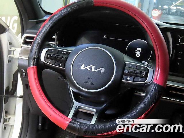 Kia K5 (III) 2.0 Noblesse 2023 — фото 8