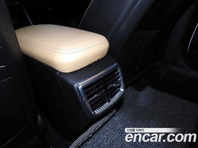 Kia K5 (III) 2.0 Noblesse 2023 — фото 19