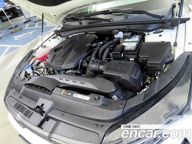 Kia K5 (III) 2.0 Noblesse 2023 — фото 23