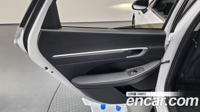 Hyundai Sonata The Edge (DN8) 2.0 Premium 2025 — фото 25