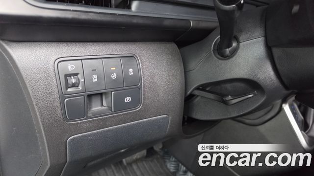 Hyundai Staria Cargo 5-Seater Modern 2023 — фото 14