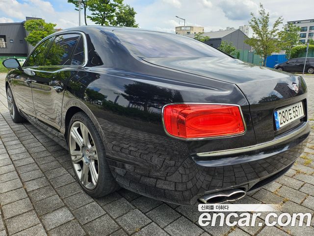 Bentley Flying Spur (II) 4.0 2015 — фото 3