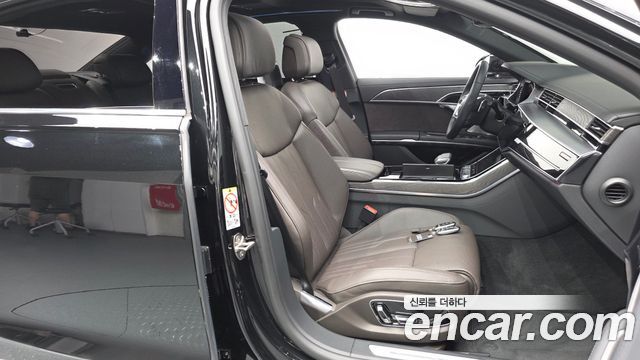 Audi A8 (D5) 55 TFSI Quattro Premium LWB 2023 — фото 11