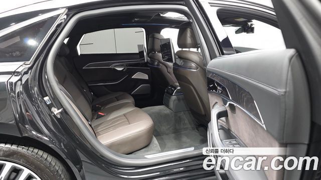 Audi A8 (D5) 55 TFSI Quattro Premium LWB 2023 — фото 12