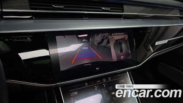 Audi A8 (D5) 55 TFSI Quattro Premium LWB 2023 — фото 15