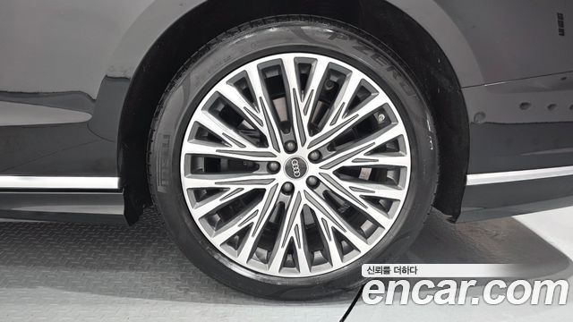 Audi A8 (D5) 55 TFSI Quattro Premium LWB 2023 — фото 21