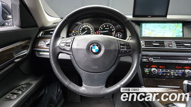 BMW 7 Series (F01) 740Li 2012 — фото 17