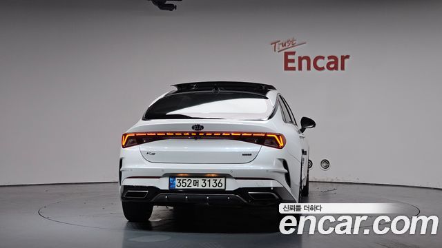 Kia K5 (III) 1.6 Turbo Signature 2021 — фото 4