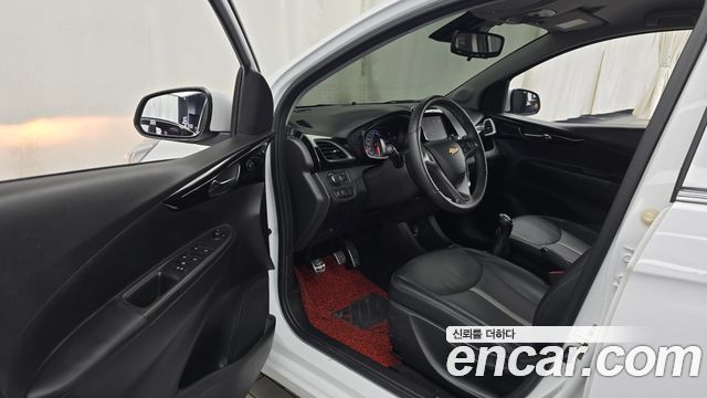 Chevrolet Spark Premier 2022 — фото 10