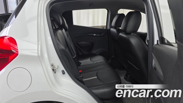Chevrolet Spark Premier 2022 — фото 12
