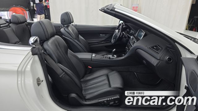 BMW 6 Series (F12) 640i Convertible 2013 — фото 11