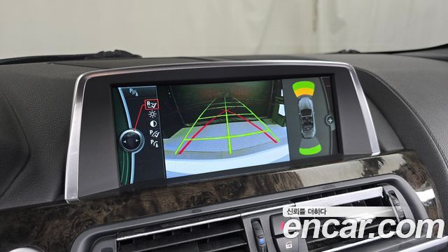 BMW 6 Series (F12) 640i Convertible 2013 — фото 15