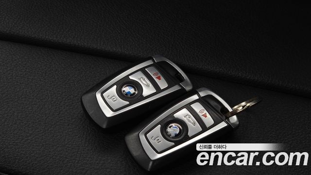 BMW 6 Series (F12) 640i Convertible 2013 — фото 19