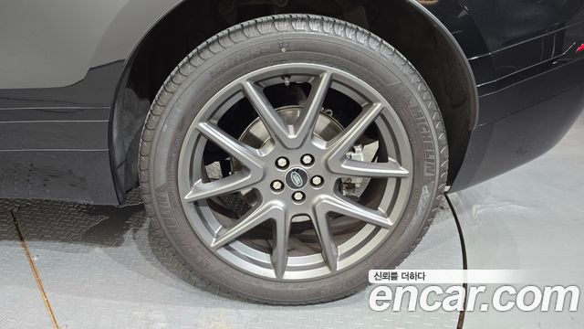 Land Rover Range Rover Velar 3.0 P400 R-Dynamic HSE 2023 — фото 21