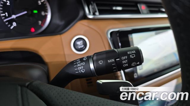 Land Rover Range Rover Velar 3.0 P400 R-Dynamic HSE 2023 — фото 37