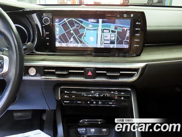 Kia K5 (III) 2.0 Noblesse 2022 — фото 15