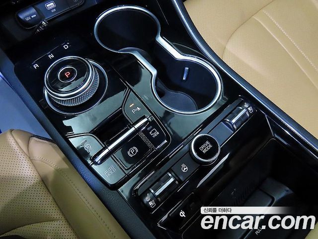 Kia K5 (III) 2.0 Noblesse 2022 — фото 16