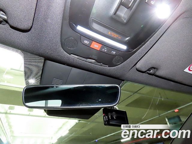 Kia K5 (III) 2.0 Noblesse 2022 — фото 19