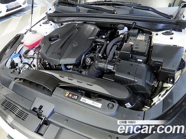 Kia K5 (III) 2.0 Noblesse 2022 — фото 23